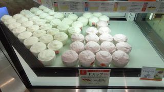 オススメは大丸限定のゆきプリン♪