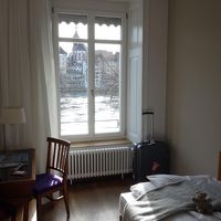 こんな感じの部屋でした・・・