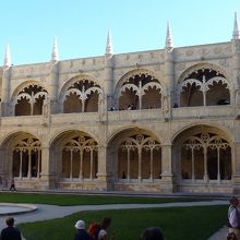 それぞれの彫刻が面白い