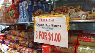 ２４時間営業の巨大ディスカウントストア