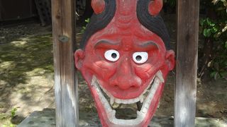 鬼が守り神の神社