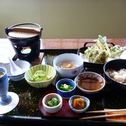 山寺御膳を食べられる店。