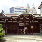 三宮の地名の由来となった神社です