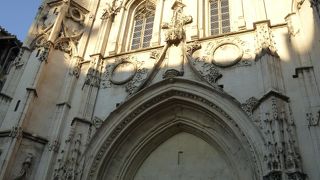 見惚れてしまう美しいファサード