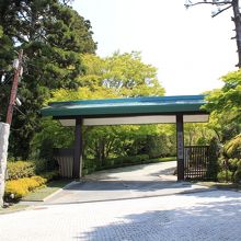 箱根芦ノ湖成川美術館