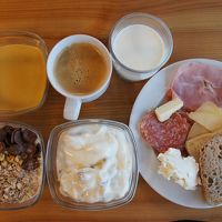 朝食