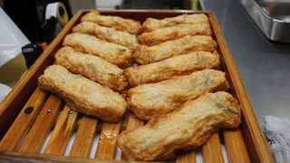 朝飯代わりに握り天をいただきました