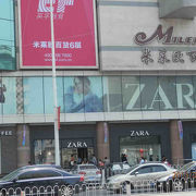 水遊城に ZARA 初登場