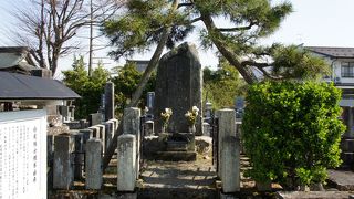 埋葬したのは、それなりの覚悟が必要だったはずです