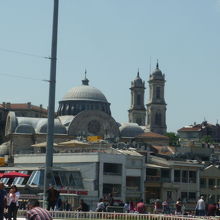 近くに見えるモスク