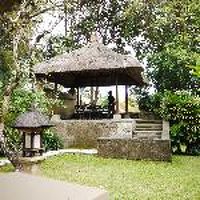 神秘的なホテル