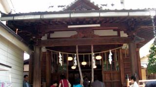 弁天洞窟があります