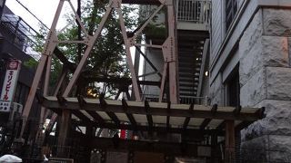 足湯は外国人観光客も楽しんでいました