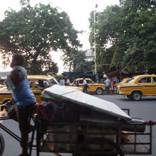 ハウラー橋は撮影禁止です。