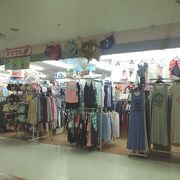 子供服が安くて豊富にある