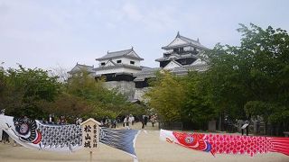 見応えのある美しいお城