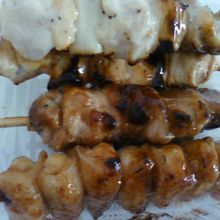 おいしいたれや塩の焼き鳥。
