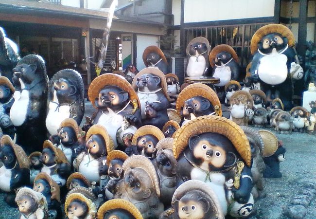 信楽陶苑たぬき村 クチコミ アクセス 営業時間 信楽 フォートラベル 信楽陶苑たぬき村 クチコミ アクセス 営業時間 信楽 フォートラベル
