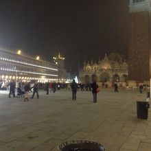 サンマルコ広場（夜景）