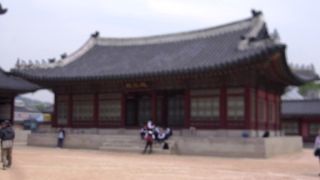 延生殿　(ヨンセンジョン)  景福宮　内殿　王の小寝殿