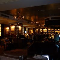 なかなかの雰囲気のバーでした！