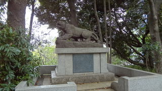 かつての政治家の句が刻まれています