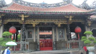 電光掲示板でお出迎え