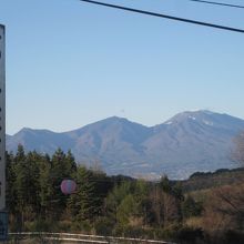 駐車場からの浅間山