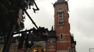 外観目当てでしたが、中も面白いです