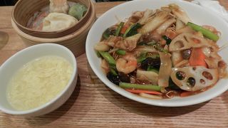 イオン神戸北内にある飲茶＆中華レストランです