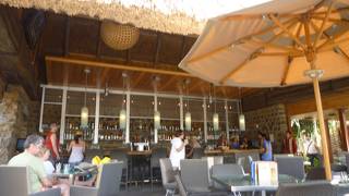 アマアマ横のオフ・ザ・フックです。ディナーの雰囲気はゆったり