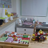 フリーのお菓子、コーヒー、紅茶もあります