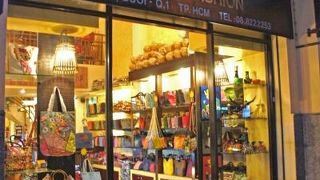 刺繍モノやサンダルがかわいい☆