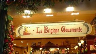 ギャルリー・サンチュベール内で色々選べるチョコ