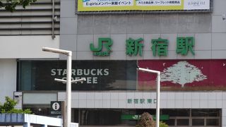 何時でもとにかく人が多い新宿です