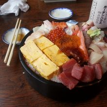 特盛のちらし寿司！