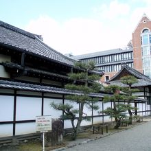 現代と過去とのコントラスト！