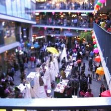 いつも人でいっぱい