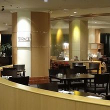 広々とした店内でした