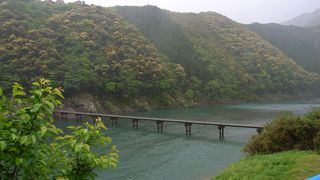 いくつも橋がありますが