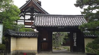 隠れ名所な等持院