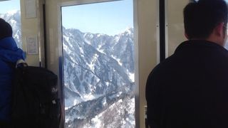 いろんな乗り物に乗り継ぎます