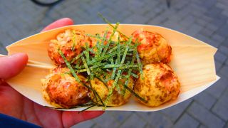 おいしいたこ焼きを　は☆し☆ご