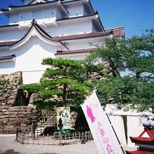 赤瓦が印象的です