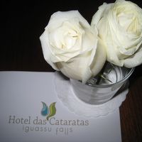 乾燥サービスでついてくるバラとルームキー