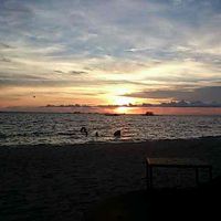 ホテル前のビーチ