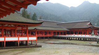 さすが国際的観光名所