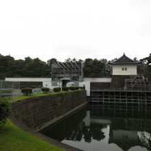 残念ながら工事中