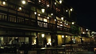 川床でフレンチ