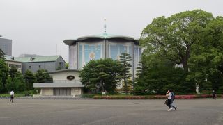 花びらのような外観